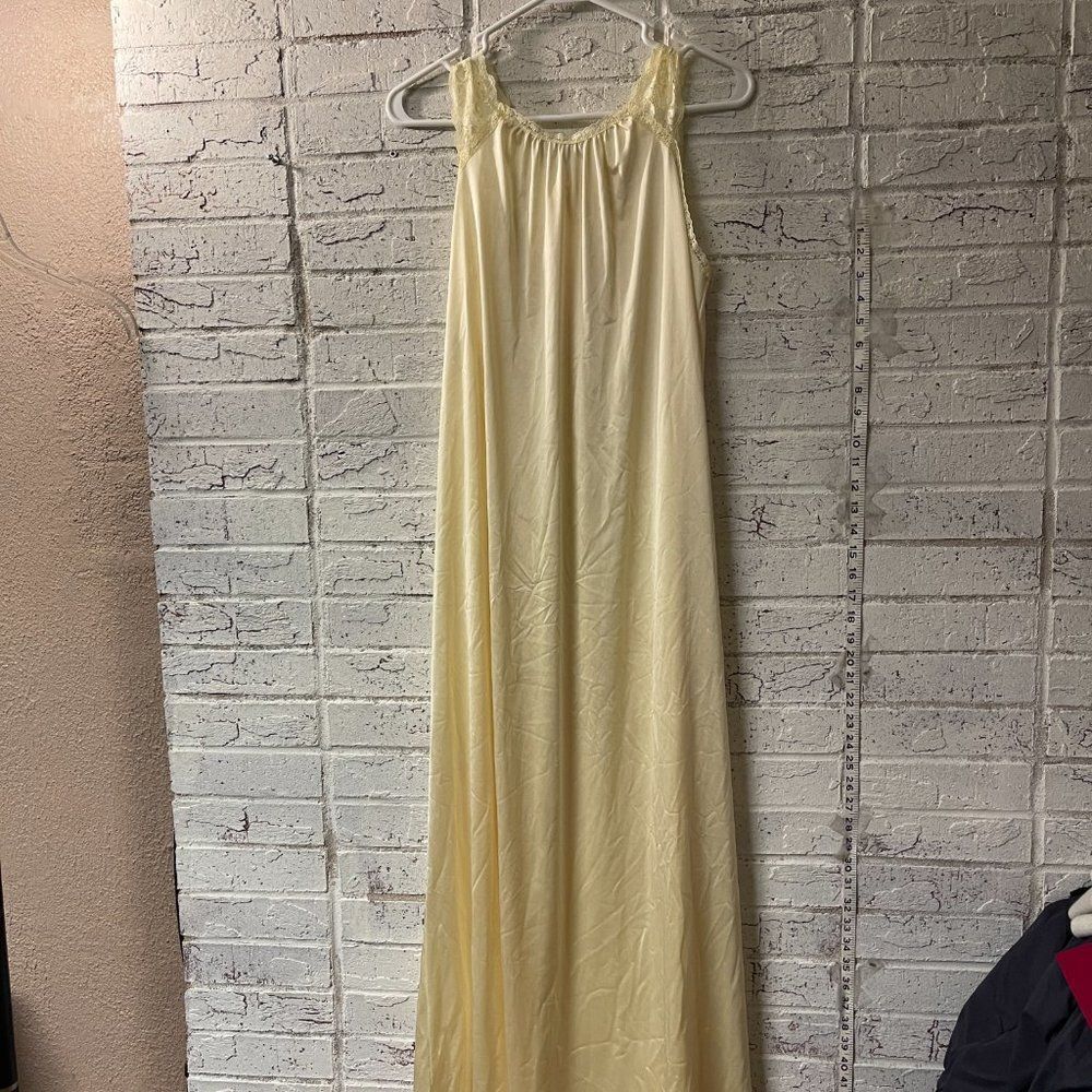 Vintage Yellow Shadowline Maxi Lace Nightgown Slip Small - Picture 6 of 10